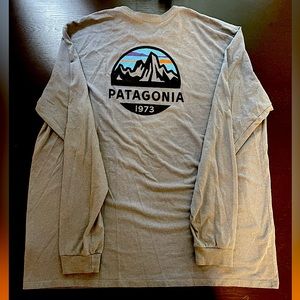 Patagonia long sleeve shirt size XL
